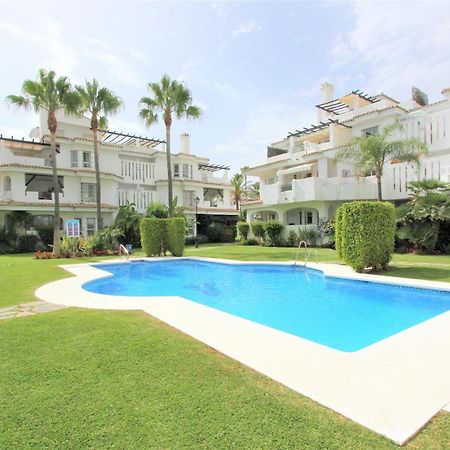 Apartamentos Naranjos Del Sol Marbella Eksteriør billede