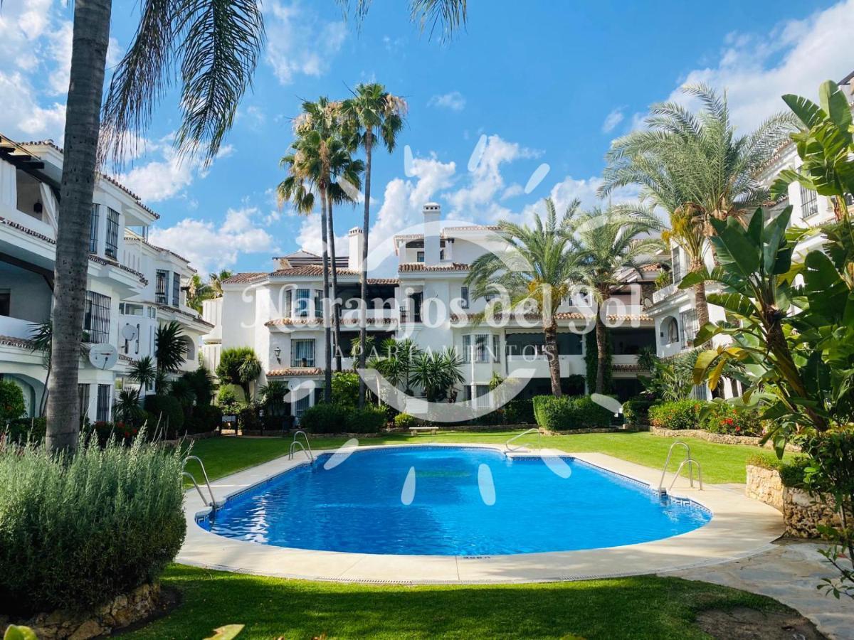 Apartamentos Naranjos Del Sol Marbella Eksteriør billede