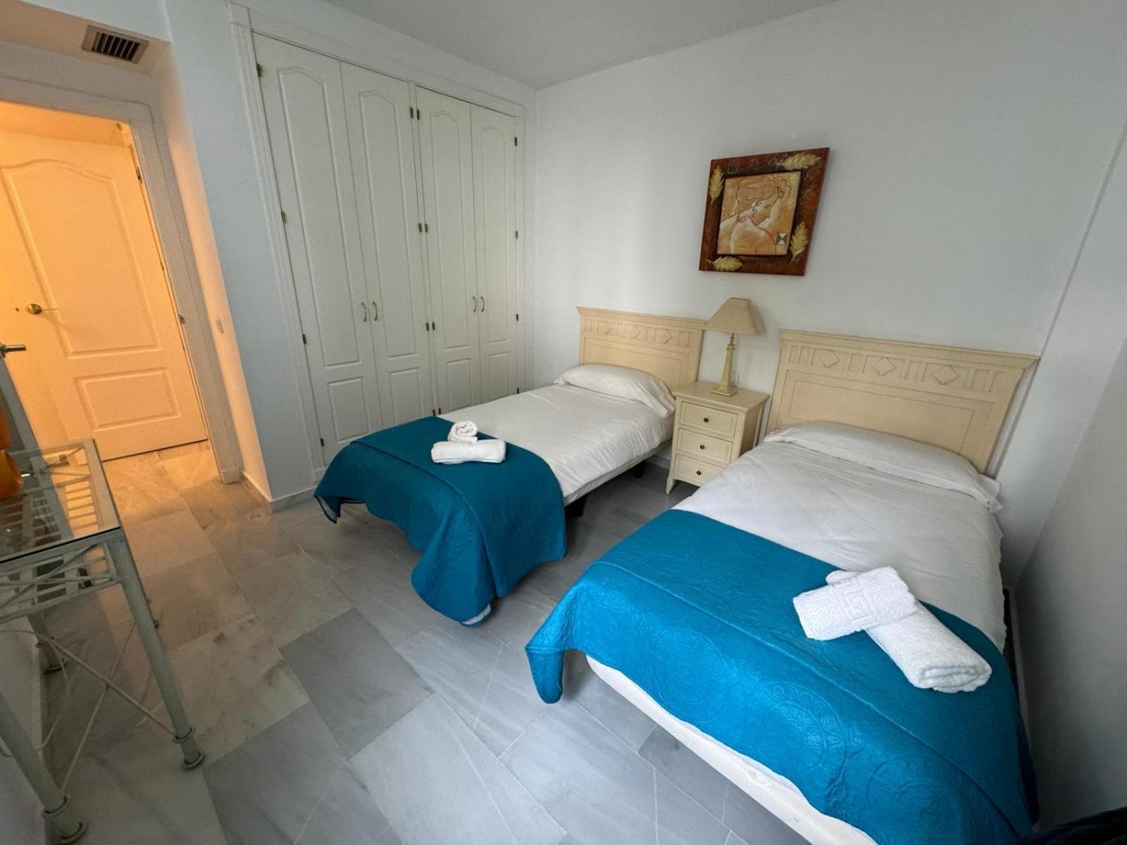 Apartamentos Naranjos Del Sol Marbella Eksteriør billede