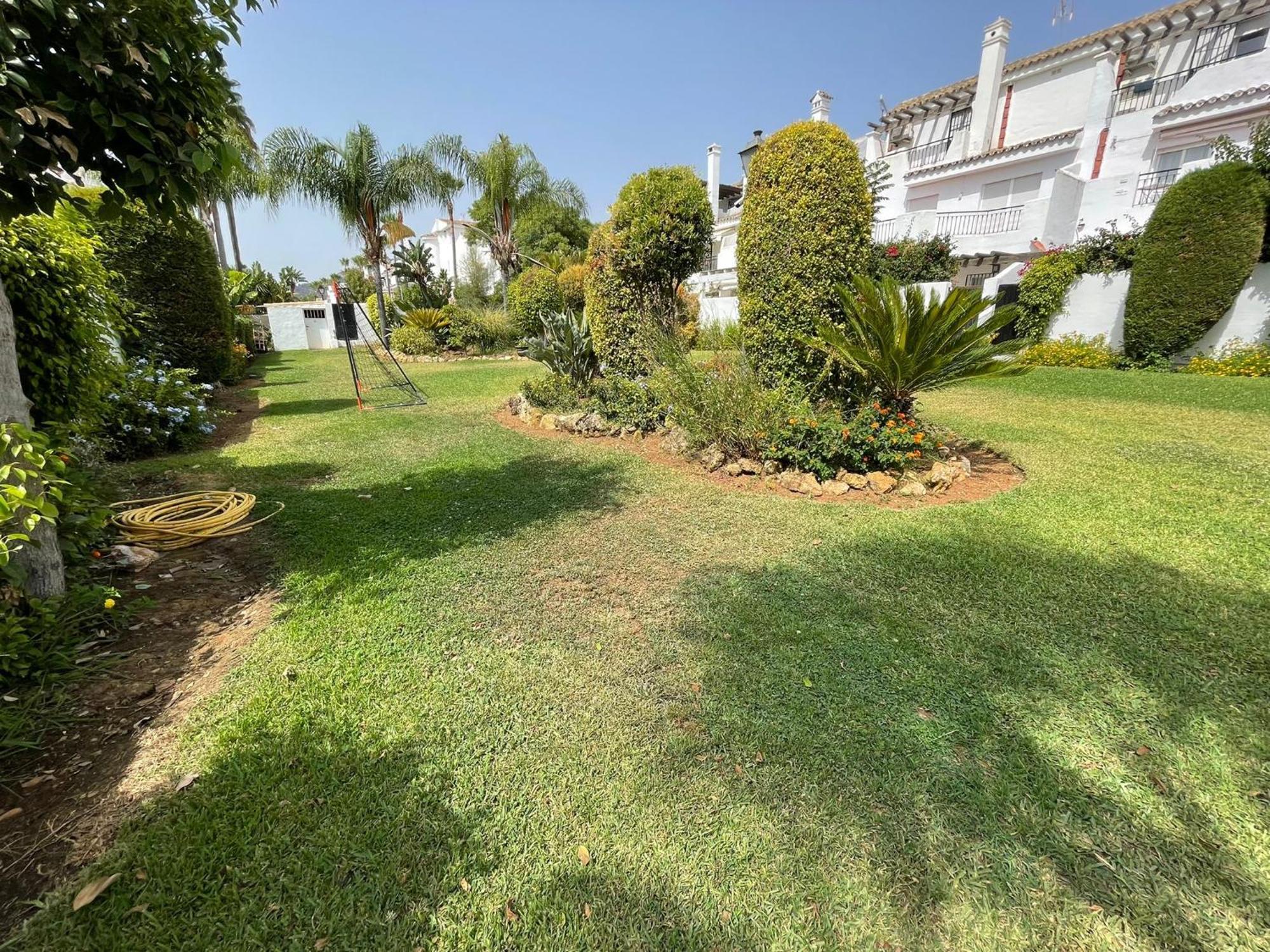 Apartamentos Naranjos Del Sol Marbella Eksteriør billede