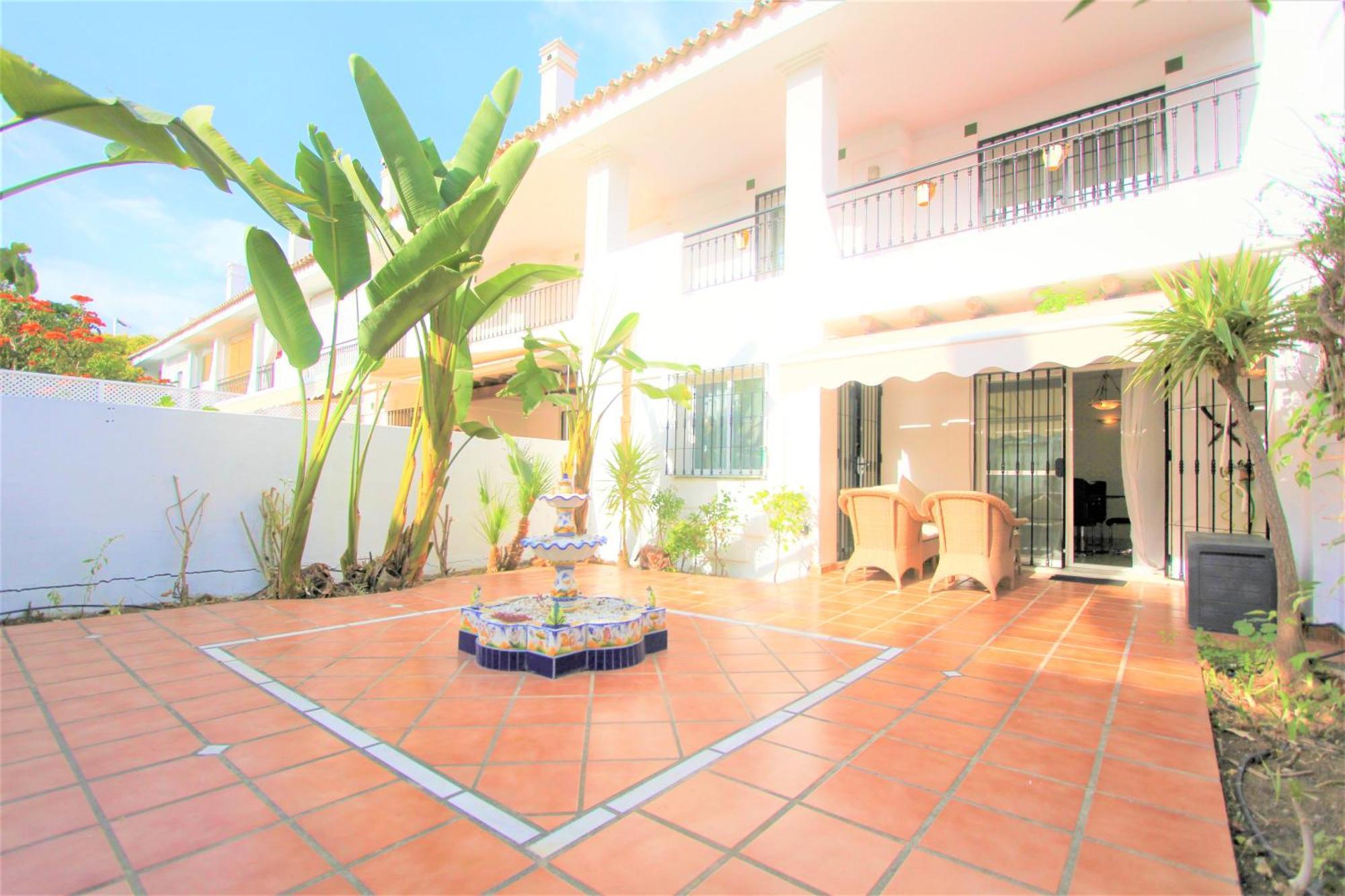 Apartamentos Naranjos Del Sol Marbella Eksteriør billede