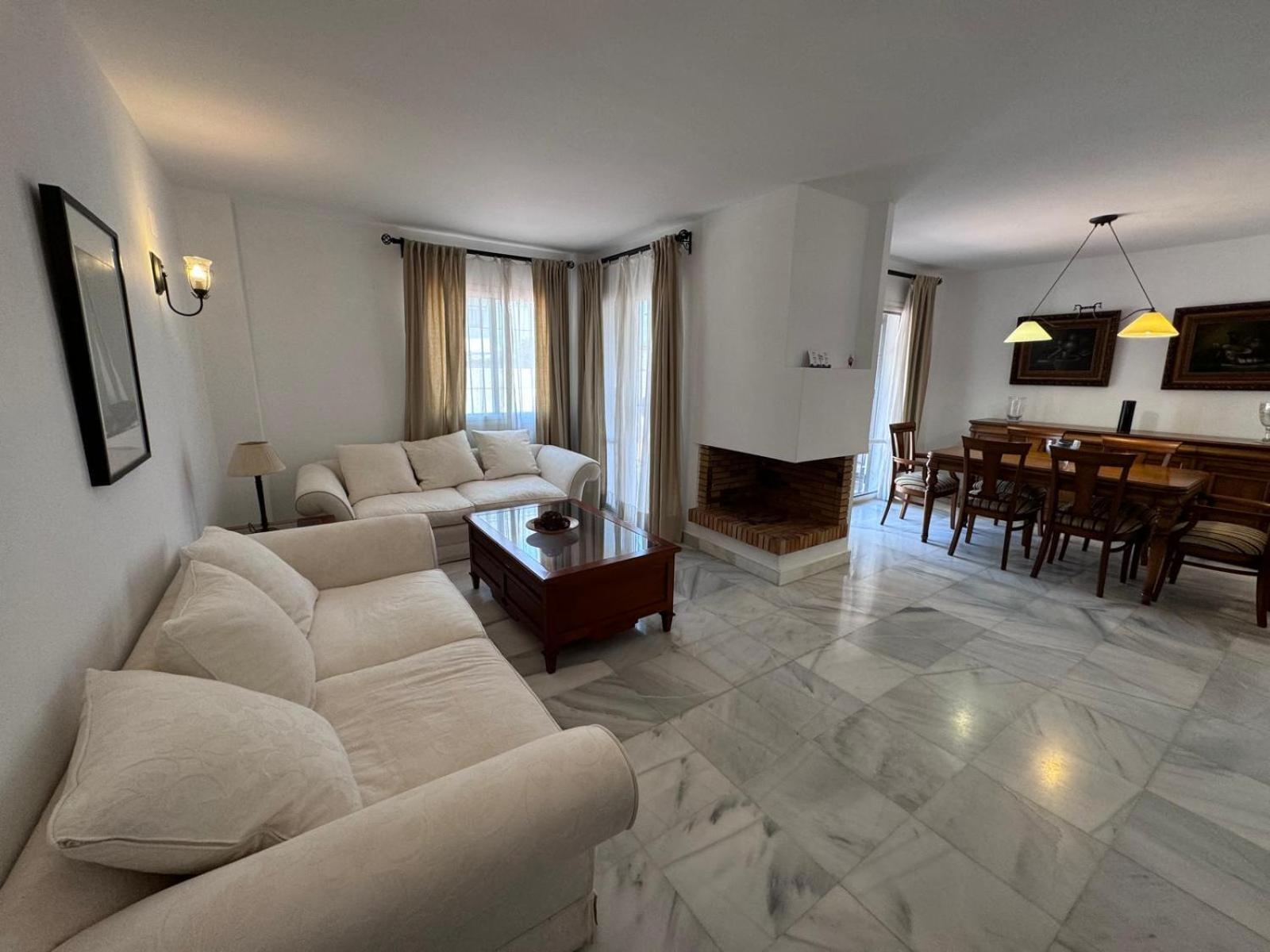 Apartamentos Naranjos Del Sol Marbella Eksteriør billede